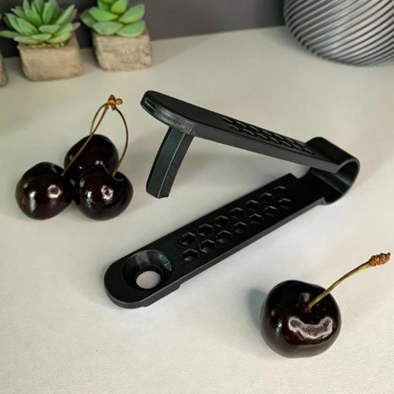 3Dプリントされたチェリーピッター、使いやすいフルーツコアラ - Kitchen Gadgets To 3D Print のレビューと価格