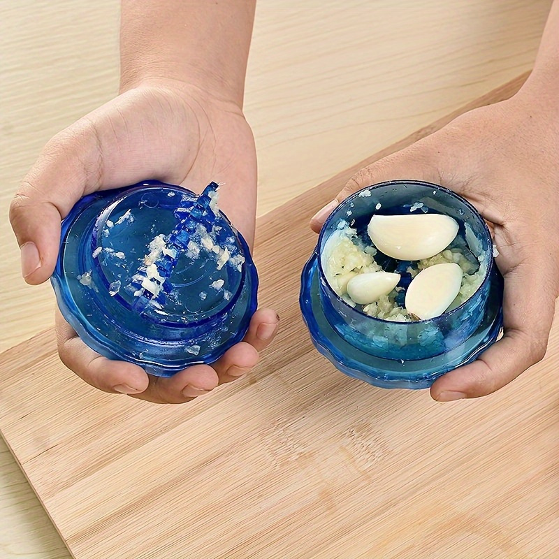 新しいキッチン多機能ガーリッククラッシャー手動ガーリックプレ - Kitchen Gadgets Pakistan のレビューと価格